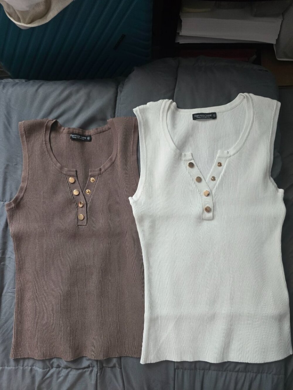 NWOT Set of 2 Emerson Lang Ribbed Tank Tops (L) - Picture 3 of 7